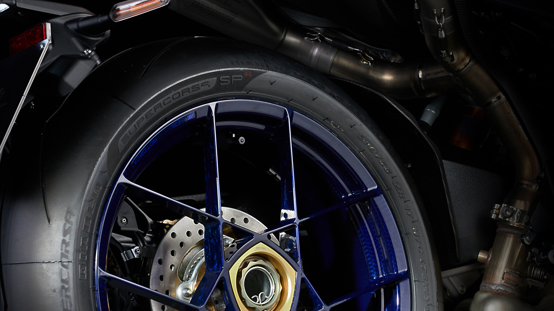 MV Agusta Newport Beach - Sartoria Meccanica